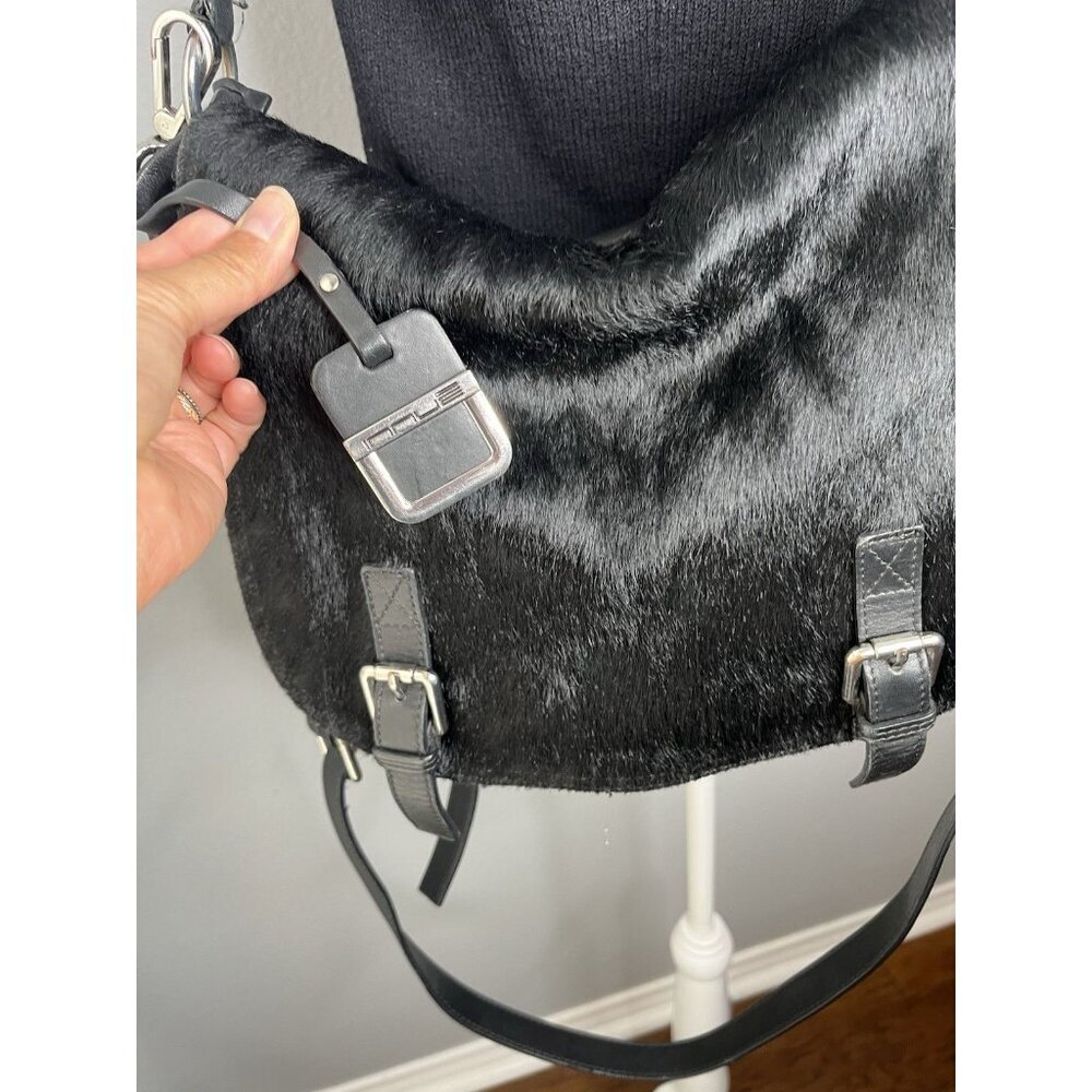 Black Faux Fur Saddle Shoulder Bag - Picture 10 of 15